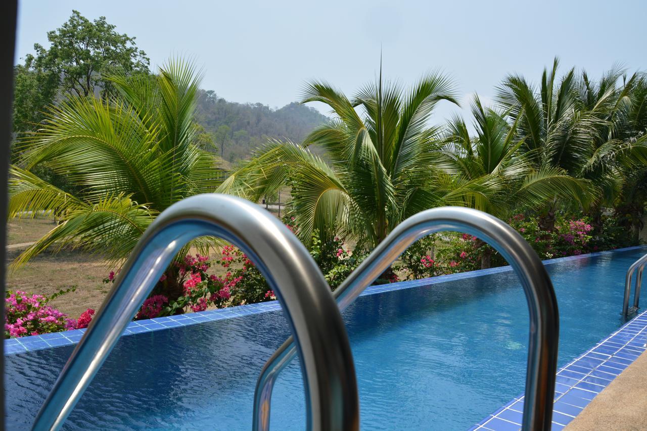 Sir James Resort Phayayen Esterno foto