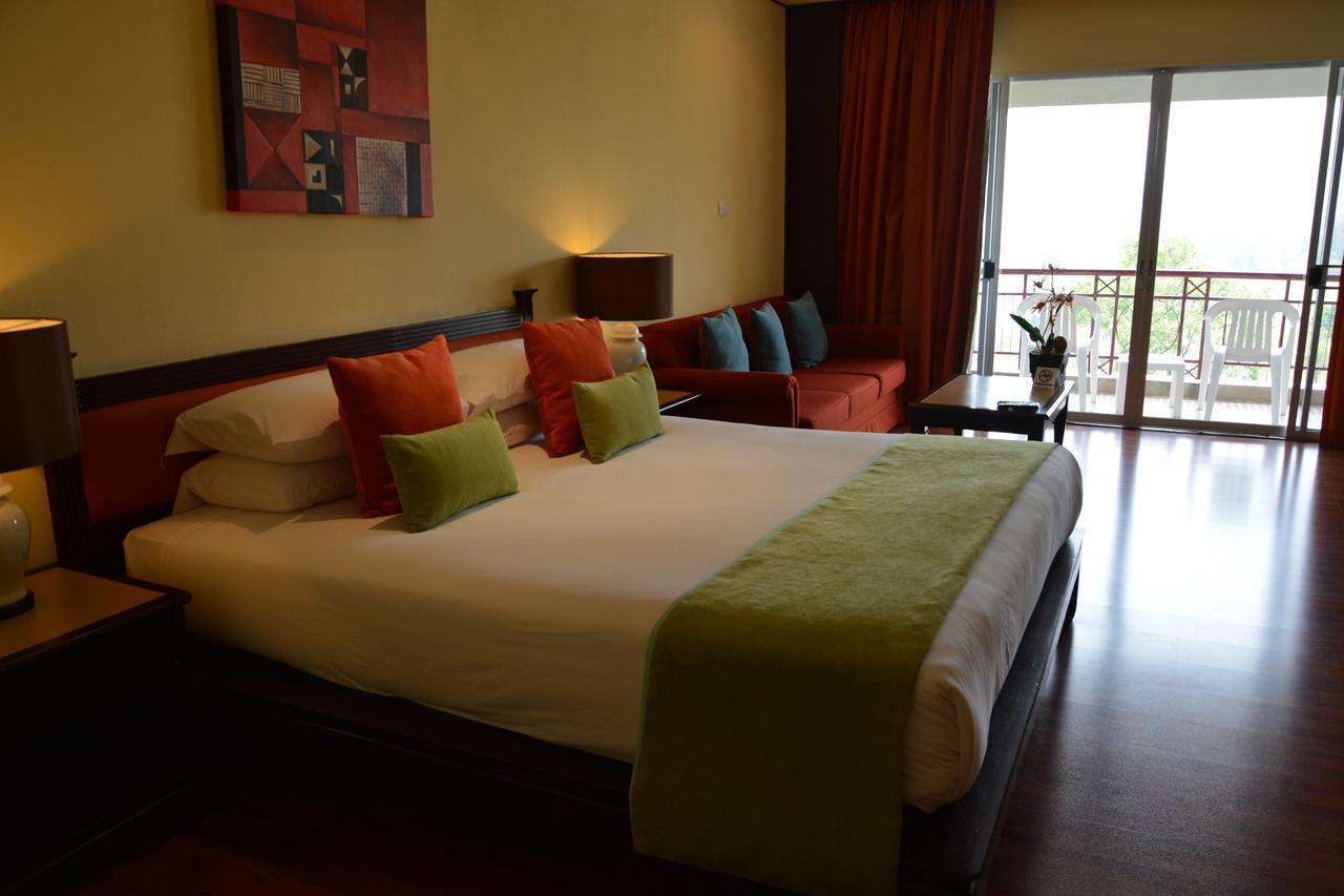 Sir James Resort Phayayen Esterno foto